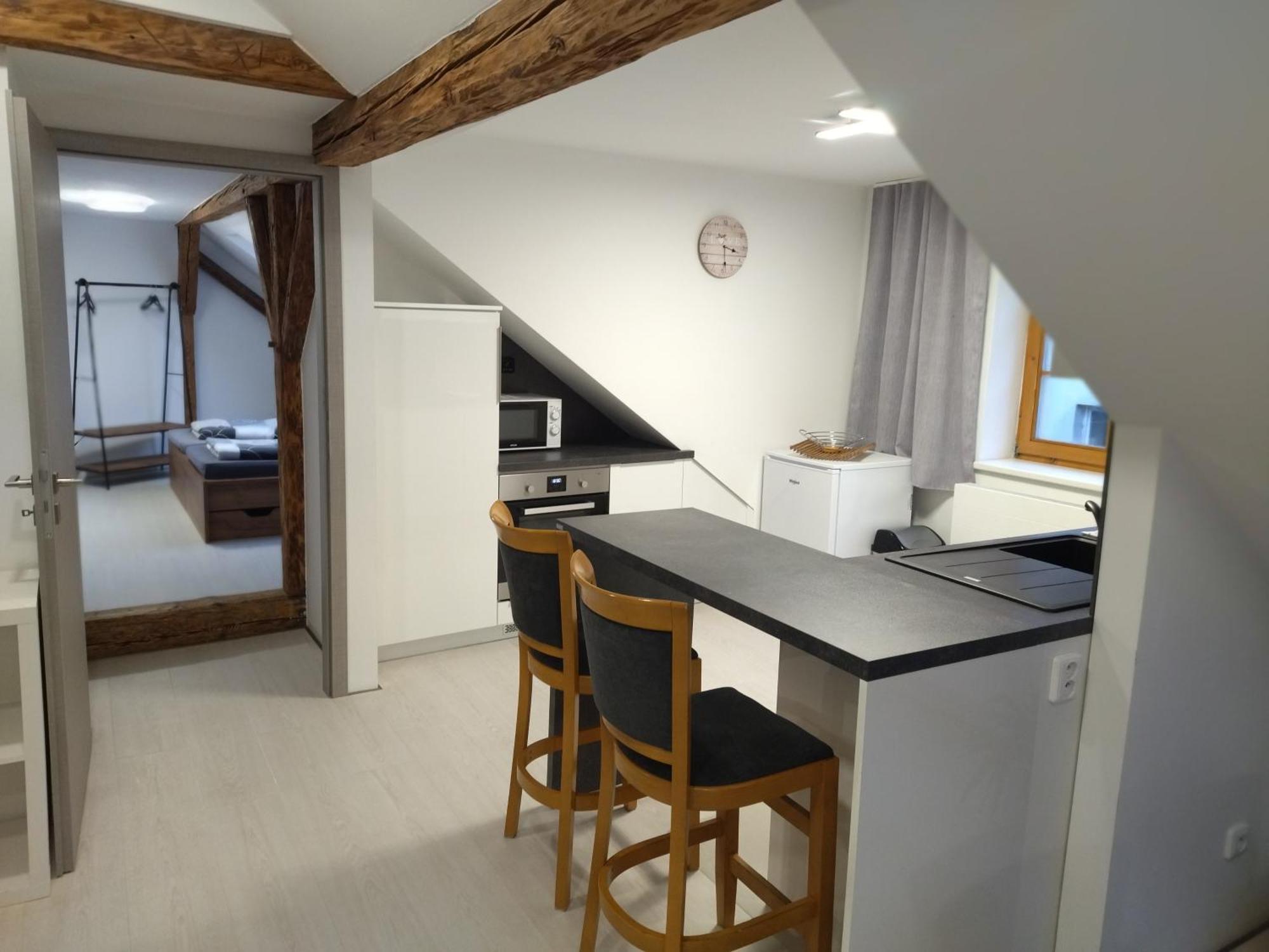 Apartmany S Vyhledem Na Zamek 温珀克 外观 照片